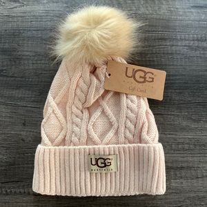 NWT UGG Cable Knit Fur Pom Beanie Peach Cream Authentic OS